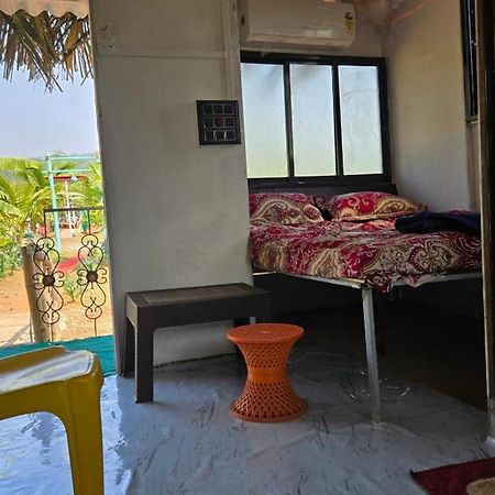 Sea Touch Beach Resort Harihareshwar Exterior foto